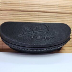 Maui Jim Sport Semi Hard Clamshell Sunglass Case Zipper Close with Clip Black
